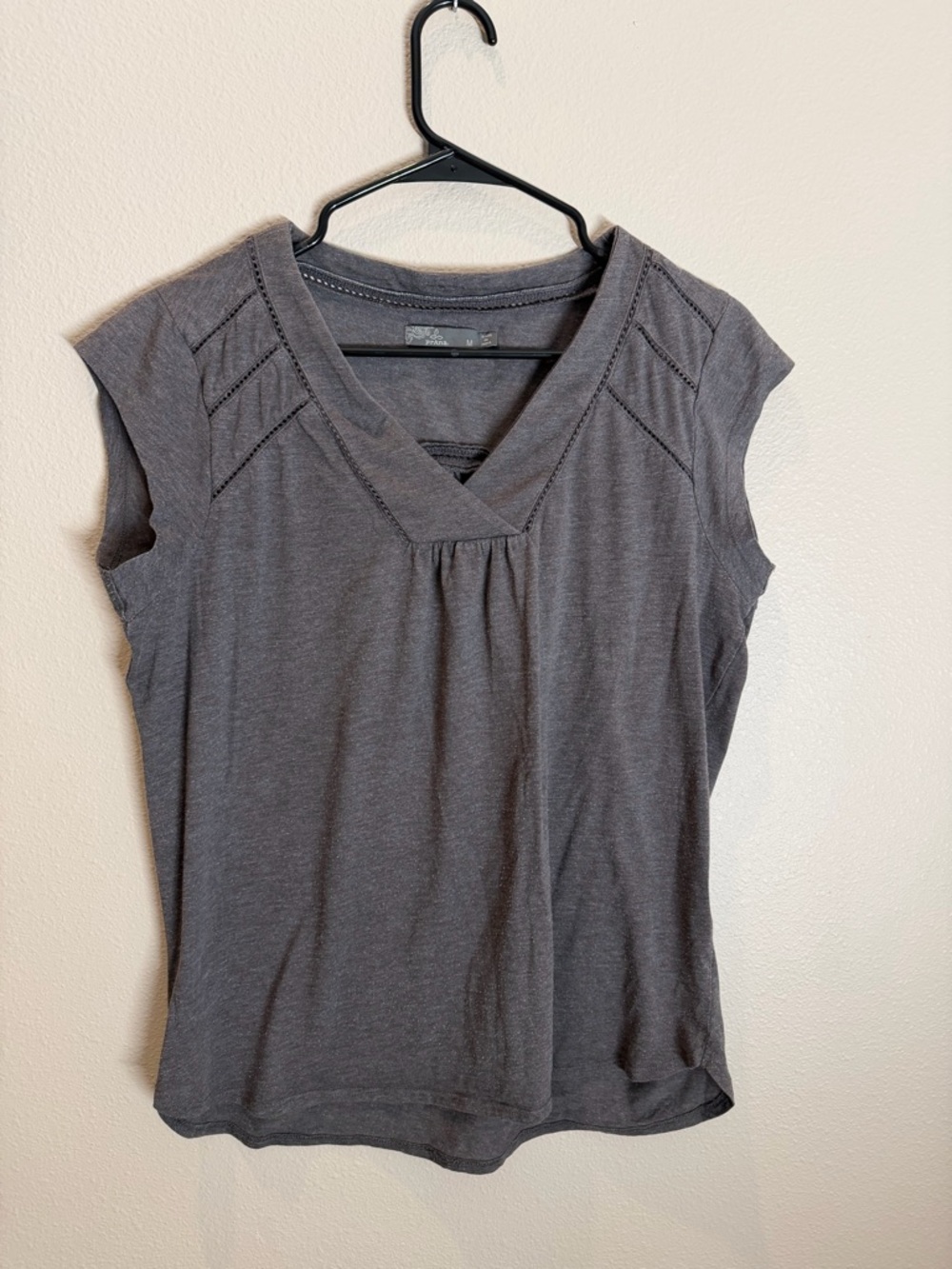 Prana Gray V-Neck Cap Sleeve Tee